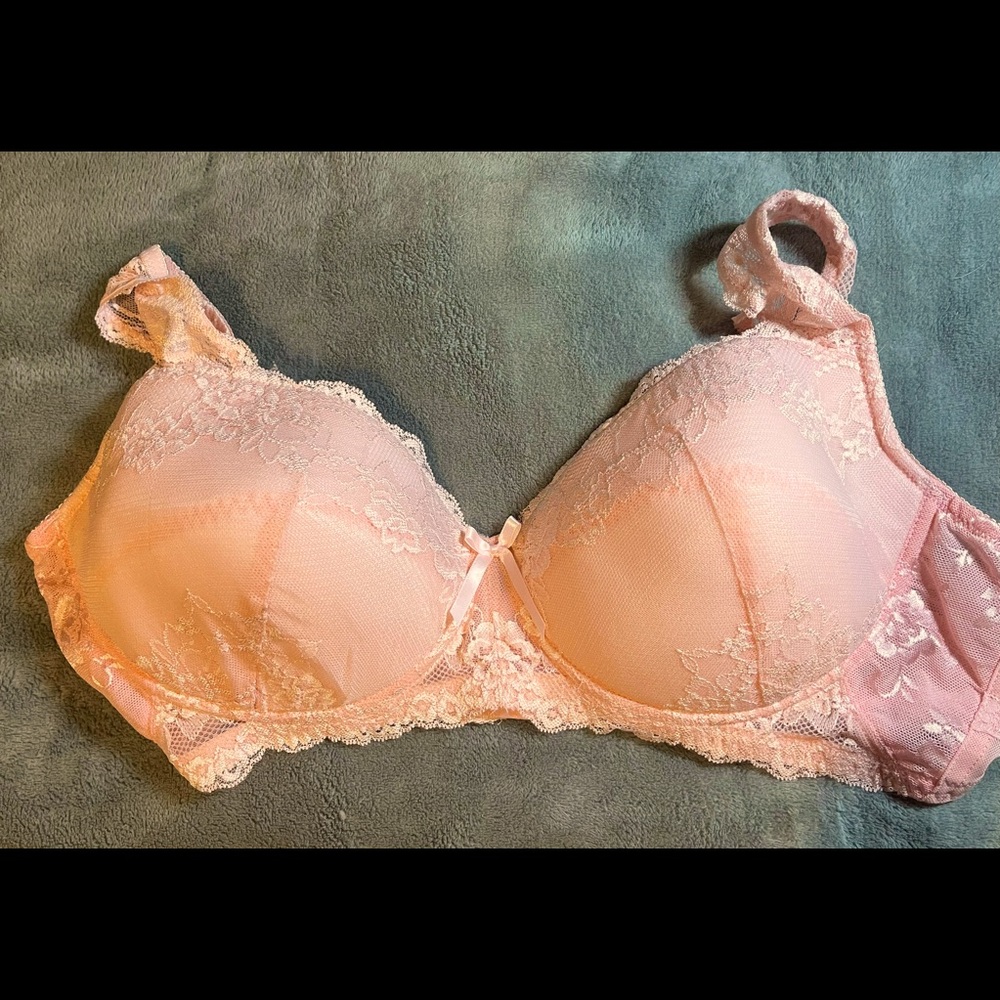 Peach Lace Bra with back closure